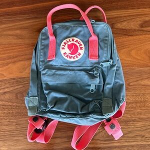 Fjallraven Kanken Backpack - Gray and Pink